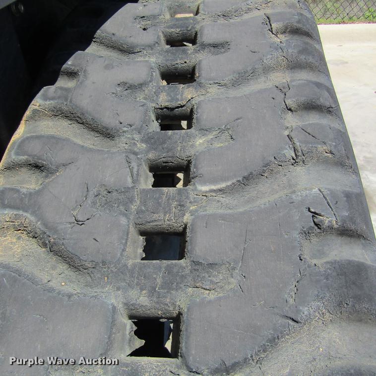 image for item EB9576 2017 Kubota SVL95-2S skid steer