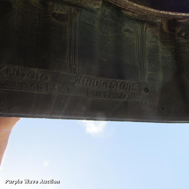 image for item EB9576 2017 Kubota SVL95-2S skid steer