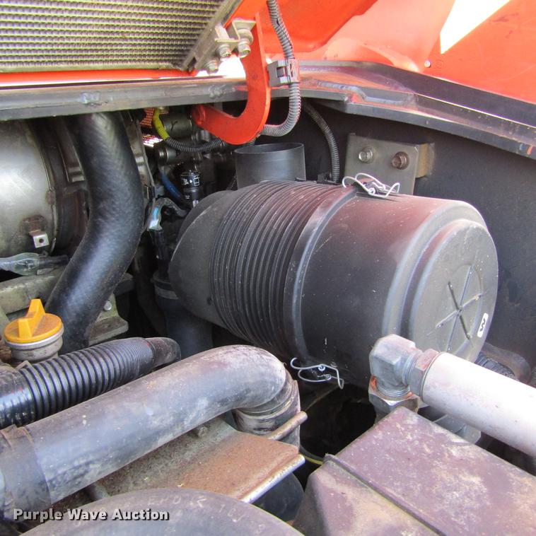 image for item EB9576 2017 Kubota SVL95-2S skid steer