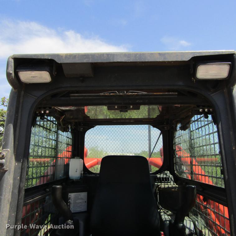 image for item EB9576 2017 Kubota SVL95-2S skid steer