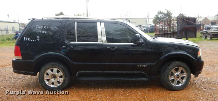 image for item EI9005 2003 Lincoln Aviator SUV