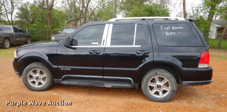 image for item EI9005 2003 Lincoln Aviator SUV