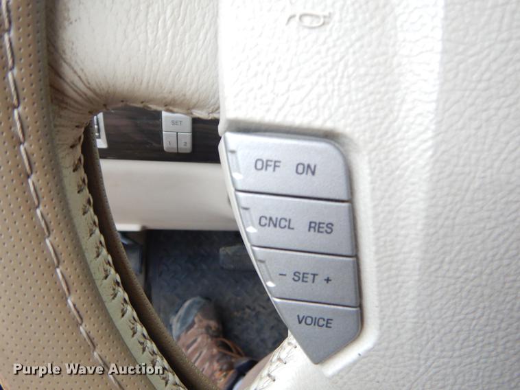 image for item EI9005 2003 Lincoln Aviator SUV