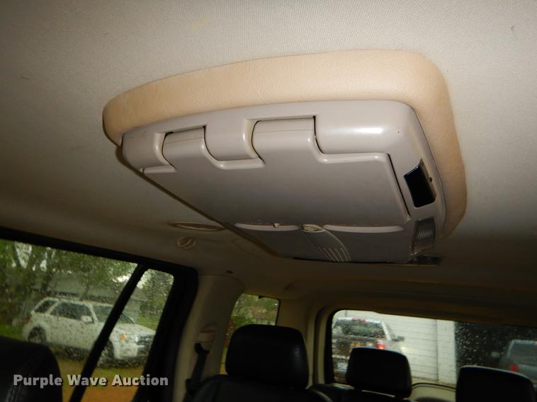 image for item EI9005 2003 Lincoln Aviator SUV