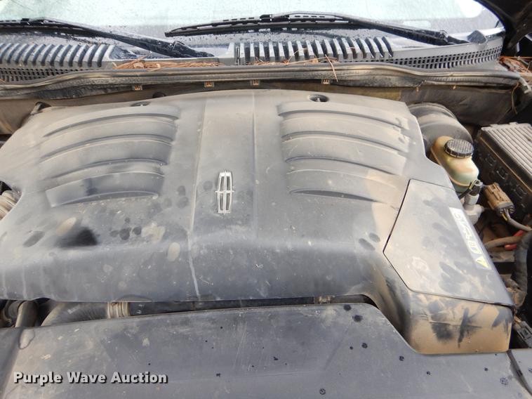 image for item EI9005 2003 Lincoln Aviator SUV