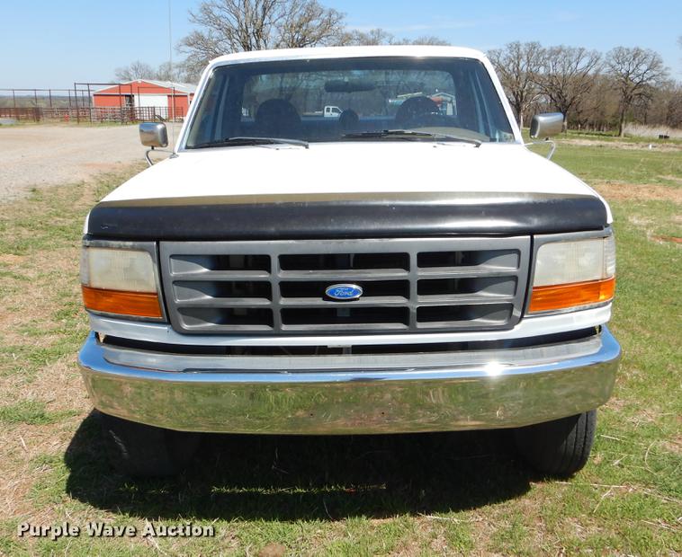 image for item EI9012 1997 Ford F250 pickup truck