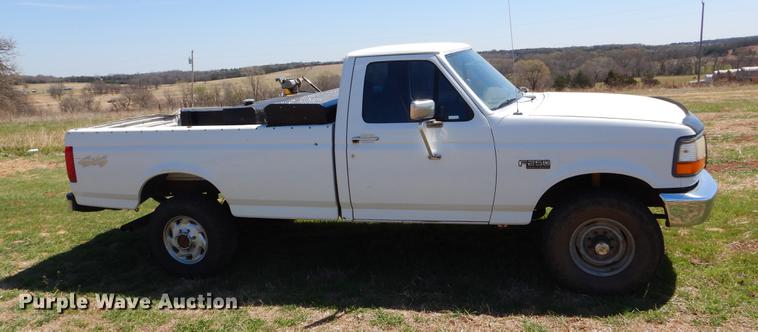 image for item EI9012 1997 Ford F250 pickup truck