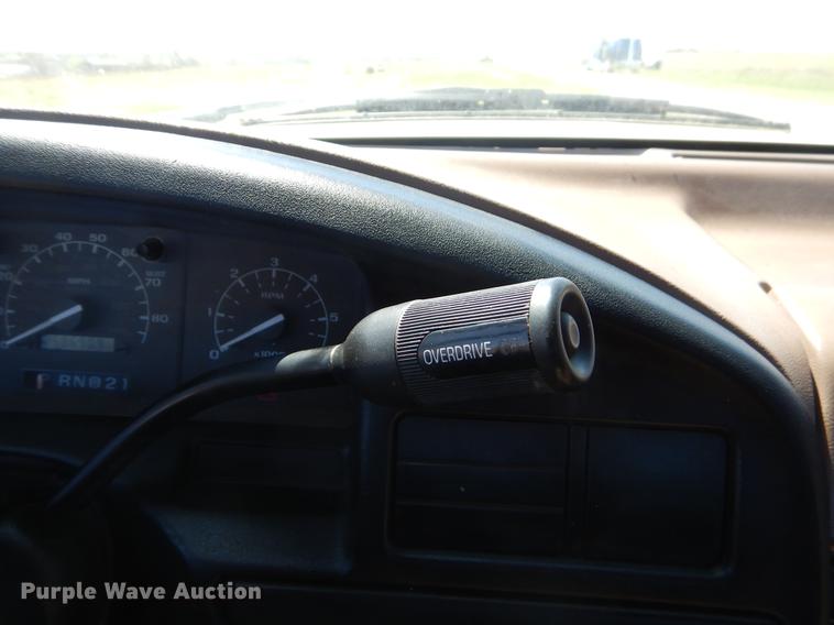 image for item EI9012 1997 Ford F250 pickup truck