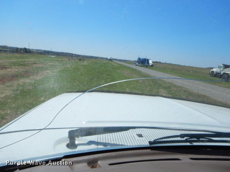 image for item EI9012 1997 Ford F250 pickup truck