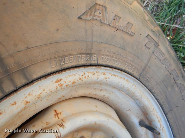 image for item EI9012 1997 Ford F250 pickup truck