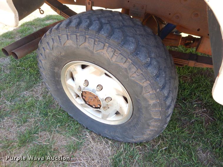 image for item EI9012 1997 Ford F250 pickup truck