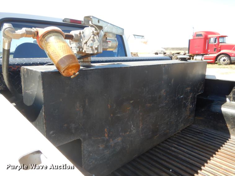 image for item EI9012 1997 Ford F250 pickup truck