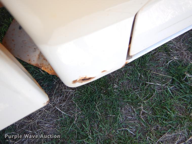 image for item EI9012 1997 Ford F250 pickup truck