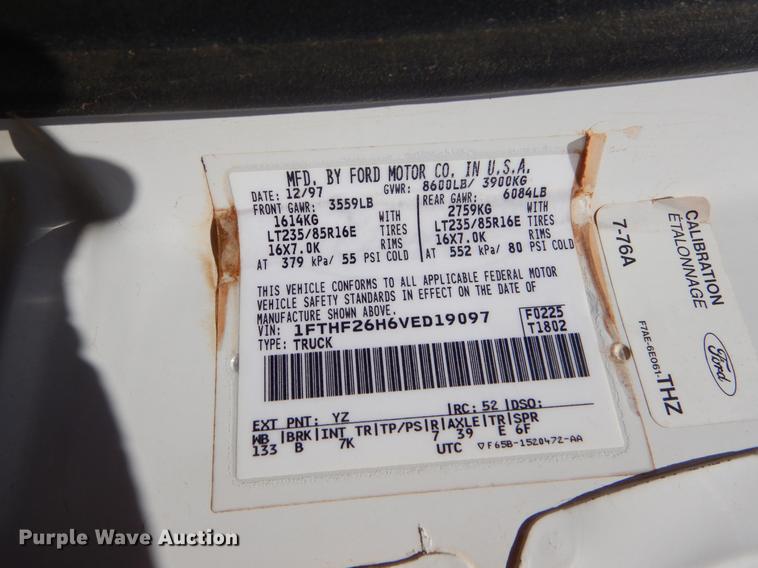 image for item EI9012 1997 Ford F250 pickup truck