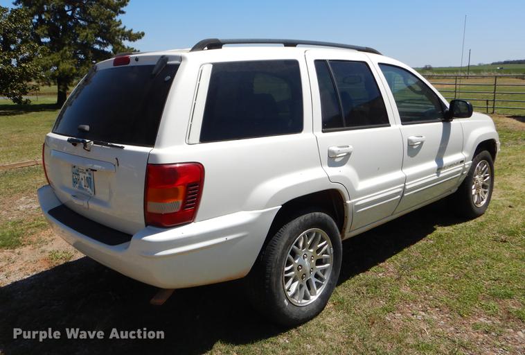 image for item EI9015 2003 Jeep Grand Cherokee SUV