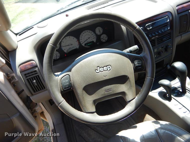 image for item EI9015 2003 Jeep Grand Cherokee SUV