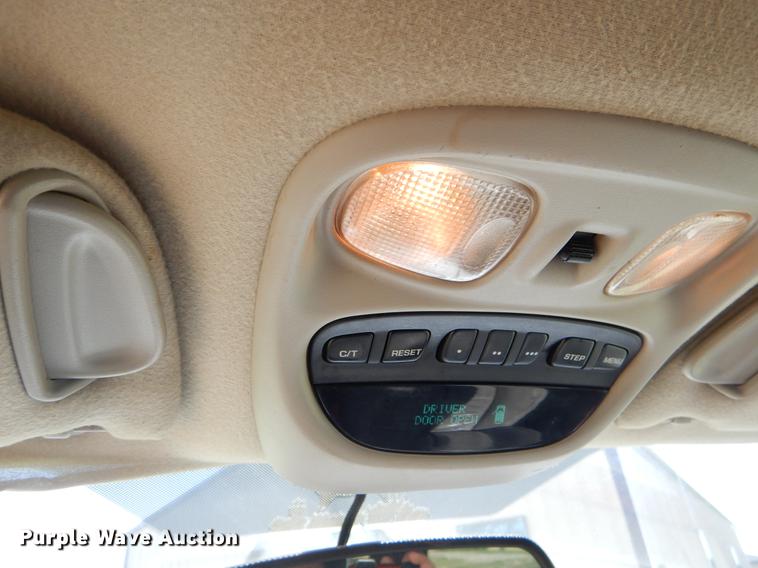 image for item EI9015 2003 Jeep Grand Cherokee SUV