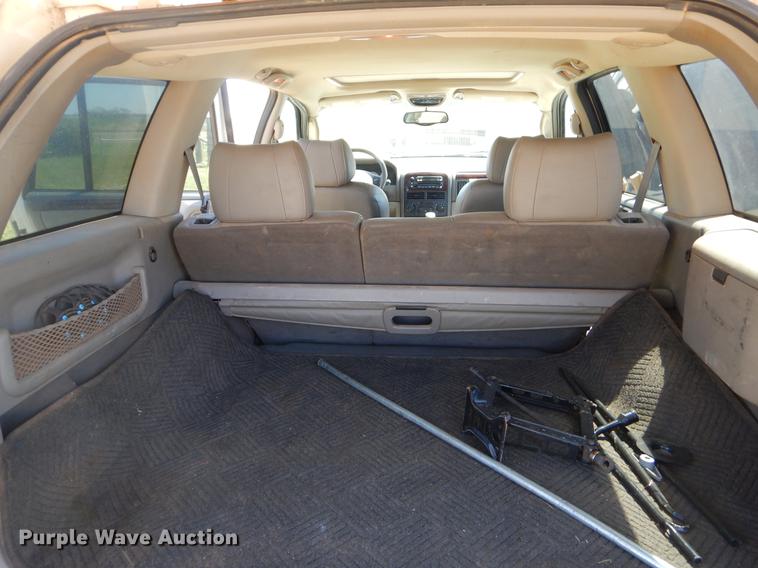 image for item EI9015 2003 Jeep Grand Cherokee SUV