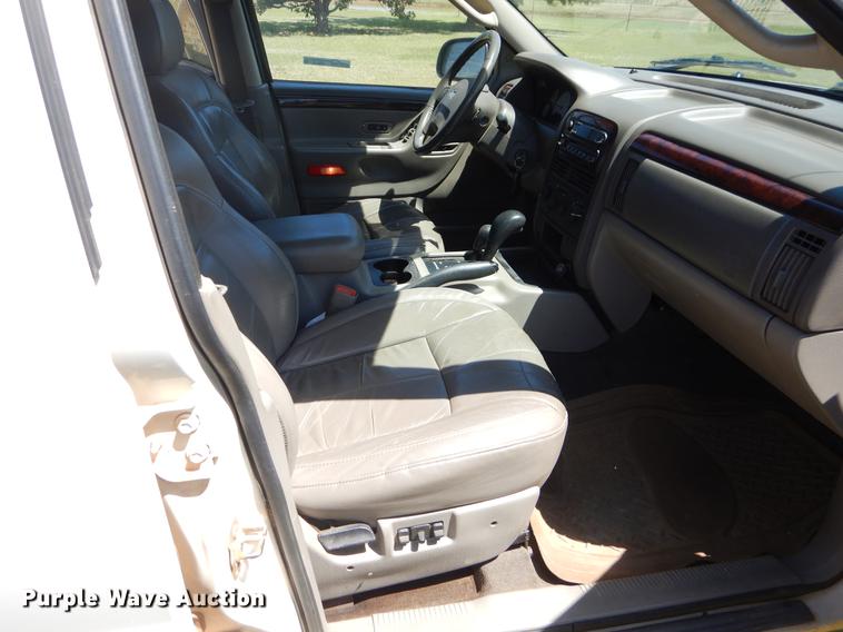 image for item EI9015 2003 Jeep Grand Cherokee SUV
