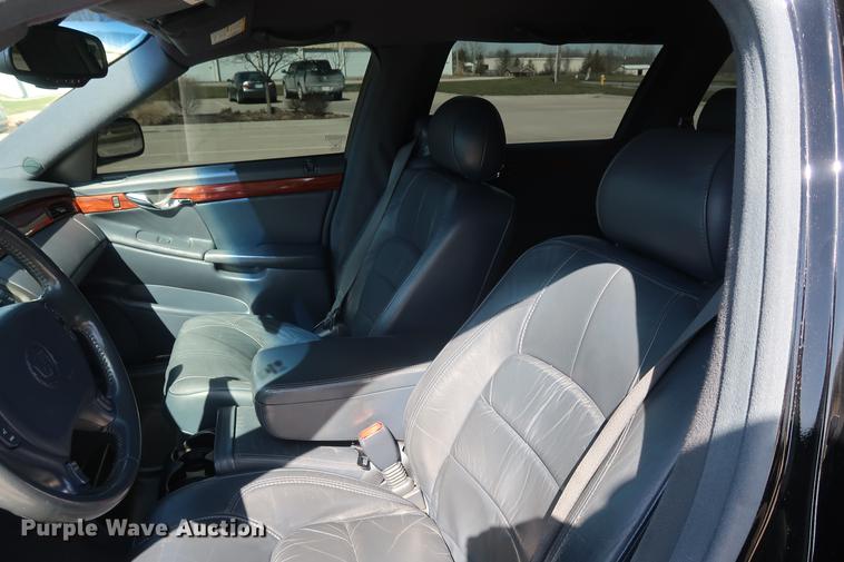 image for item EL9294 2005 Cadillac Krystal Koach limousine