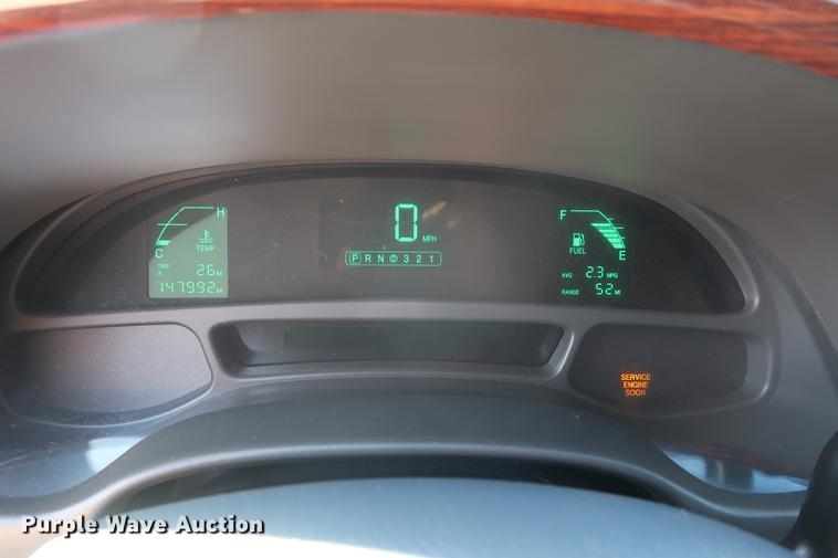 image for item EL9294 2005 Cadillac Krystal Koach limousine