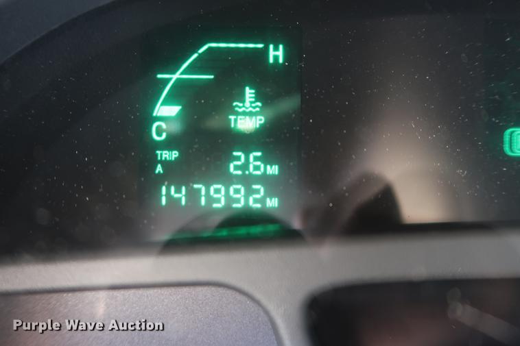 image for item EL9294 2005 Cadillac Krystal Koach limousine