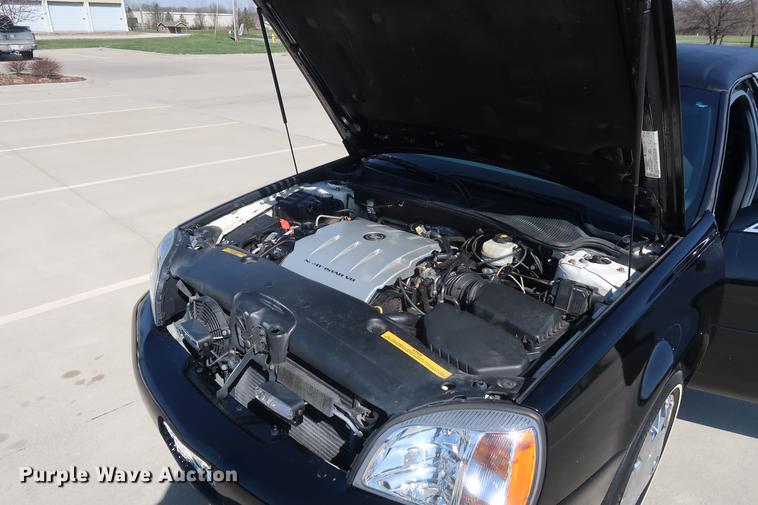 image for item EL9294 2005 Cadillac Krystal Koach limousine