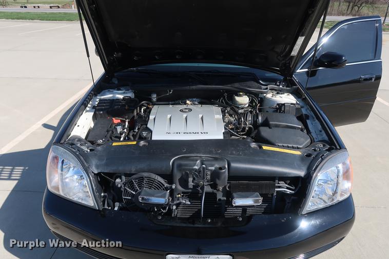 image for item EL9294 2005 Cadillac Krystal Koach limousine