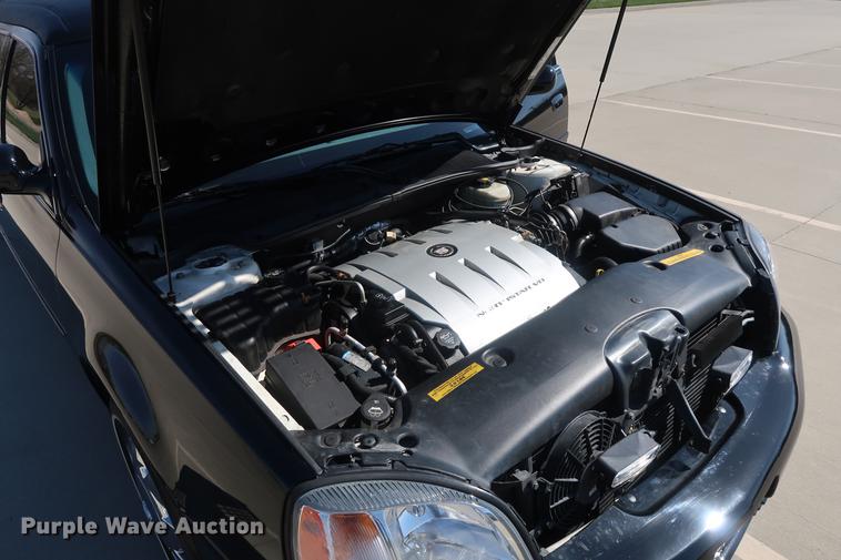 image for item EL9294 2005 Cadillac Krystal Koach limousine