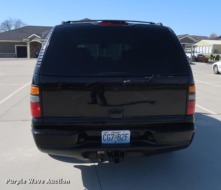 image for item EL9298 2005 GMC Yukon Denali SUV
