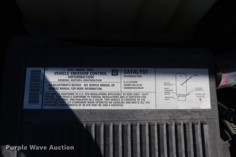 image for item EL9298 2005 GMC Yukon Denali SUV