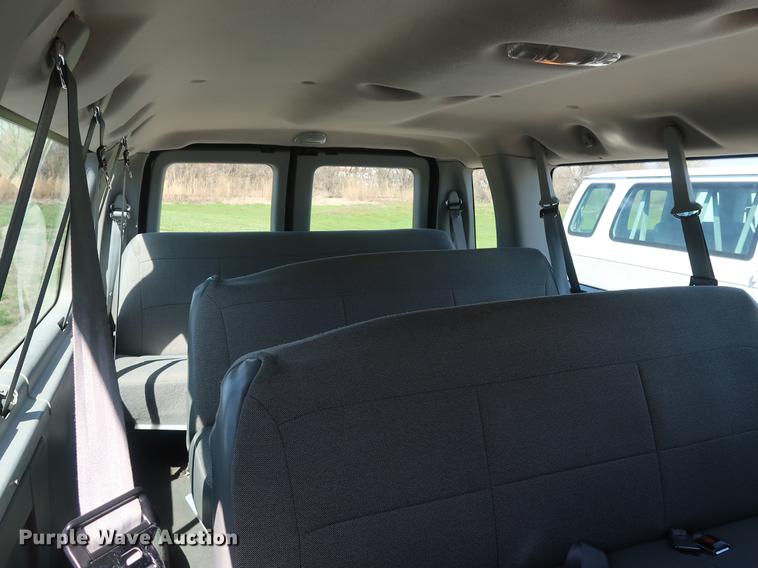 image for item EP9303 2003 Ford E350 Extended van