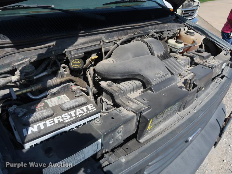 image for item EP9303 2003 Ford E350 Extended van