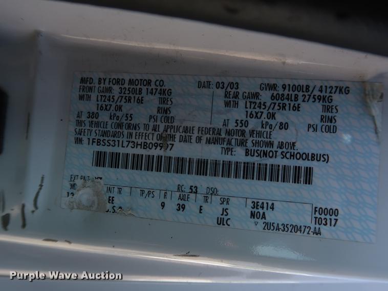 image for item EP9304 2003 Ford E350 Extended van