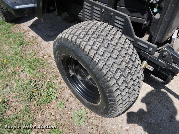 image for item EP9306 Raven MPV 7100 utility vehicle