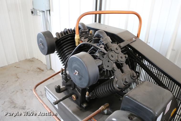 image for item EW9167 Napa air compressor