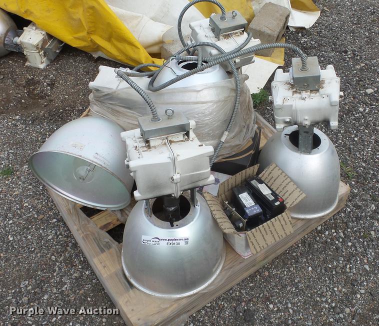 image for item EX9138 Approximately 80 Hubbell bay lights