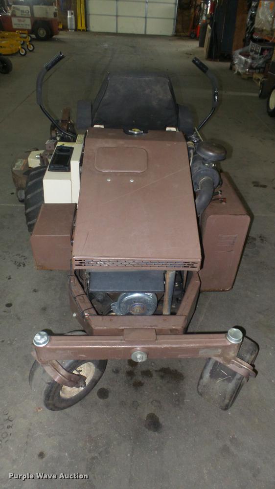 image for item EX9145 Grasshopper 928D ZTR lawn mower