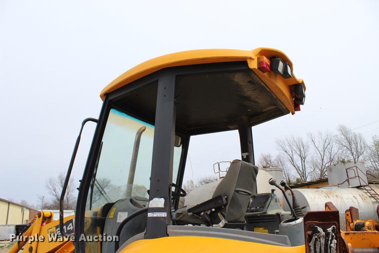 image for item BE9355 JCB 214 backhoe