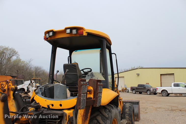 image for item BE9355 JCB 214 backhoe