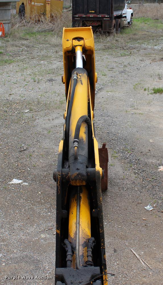 image for item BE9355 JCB 214 backhoe