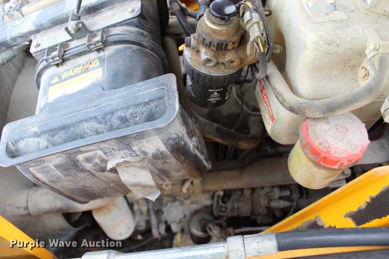 image for item BE9355 JCB 214 backhoe