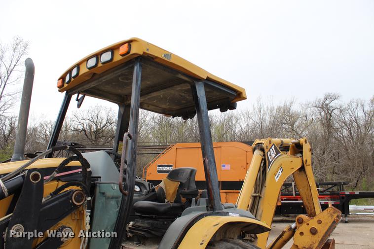 image for item BE9356 2005 Caterpillar 420D backhoe