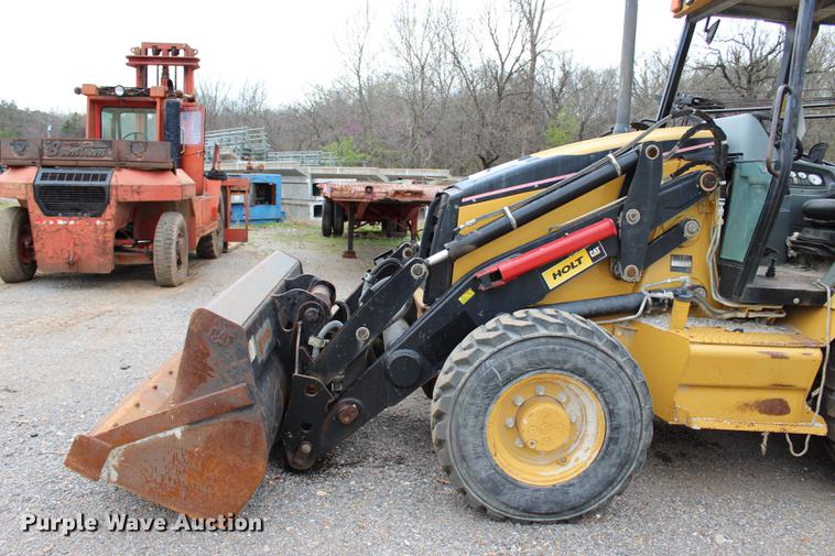 image for item BE9356 2005 Caterpillar 420D backhoe