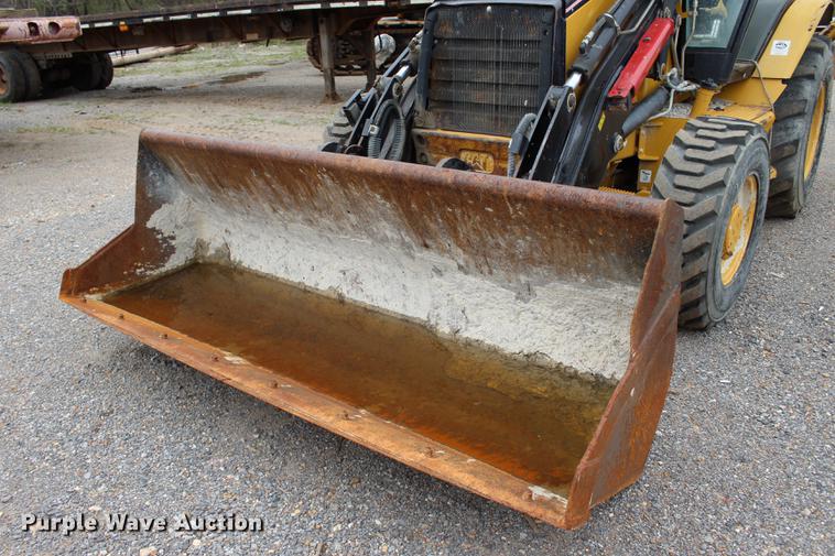 image for item BE9356 2005 Caterpillar 420D backhoe