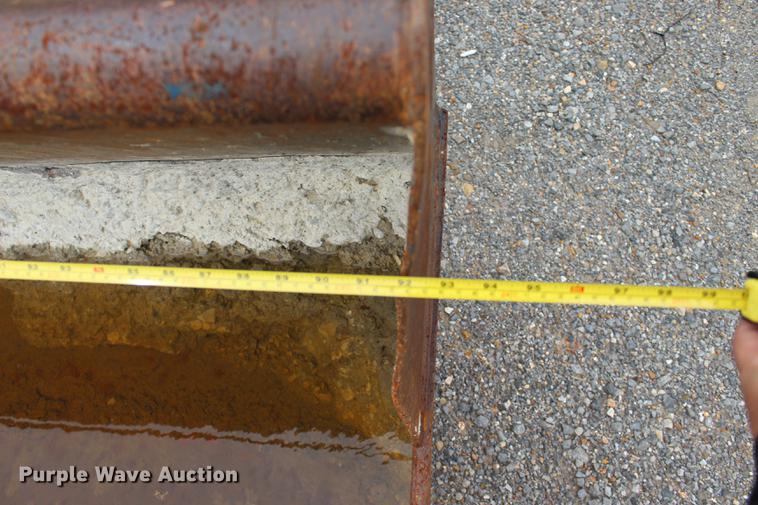 image for item BE9356 2005 Caterpillar 420D backhoe