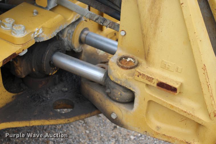 image for item BE9356 2005 Caterpillar 420D backhoe