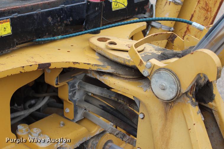 image for item BE9356 2005 Caterpillar 420D backhoe