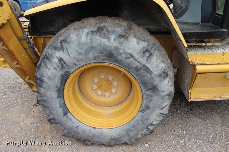 image for item BE9356 2005 Caterpillar 420D backhoe