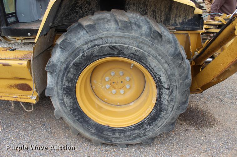 image for item BE9356 2005 Caterpillar 420D backhoe